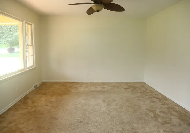 Photo 3 of Single family home for sale at 304 Hay Long Ave, Mount Pleasant, TN 38474 | MLS# 3542878 | Listing updated on 2026-09-06
