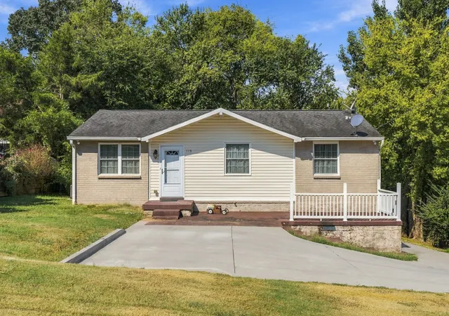 Photo 2 of Single family home for sale at 115 Reveille Ct, Franklin, TN 37064 | MLS# 3542839 | Listing updated on 2026-09-21