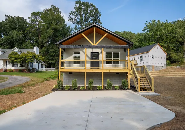 Photo 1 of Sale Pending at 1904 Crestway Dr, Athens, TN 37303 | MLS# 3542778 | Listing updated on 2026-09-24