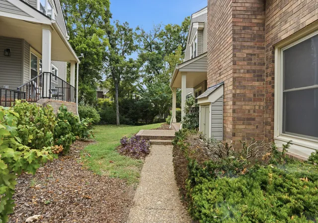 Photo 3 of Townhouse for sale at 508 Belair Way, Nashville, TN 37215 | MLS# 3547127 | Listing updated on 2026-09-12