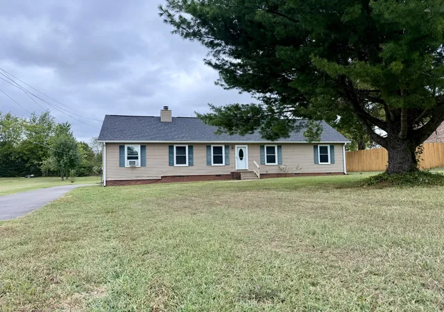 Photo 2 of Single family home for sale at 228 Bonwood Dr, Murfreesboro, TN 37128 | MLS# 3542796 | Listing updated on 2026-10-23
