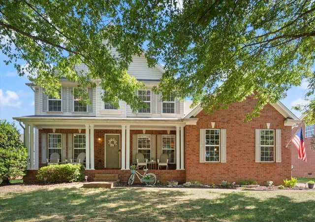 Photo 3 of Single family home for sale at 1902 Baileys Tr Dr, Spring Hill, TN 37174 | MLS# 3542893 | Listing updated on 2026-09-08