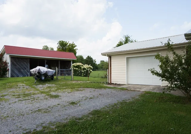 Photo 2 of Single family home for sale at 294 Little Fls St, Spencer, TN 38585 | MLS# 3542849 | Listing updated on 2026-09-06
