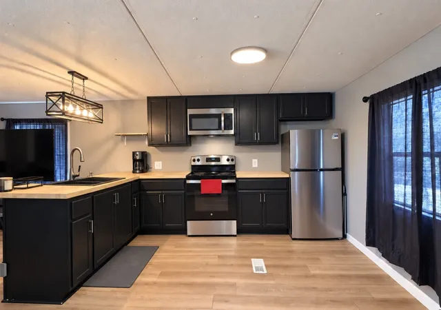 Photo 2 of Manufactured home for sale at 136 B Hall Rd, Cadiz, KY 42211 | MLS# 3542889 | Listing updated on 2026-09-06