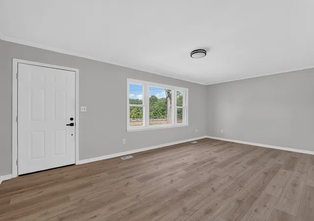 Photo 2 of Single family home for sale at 1790 Old Estill Springs Rd, Winchester, TN 37398 | MLS# 3542865 | Listing updated on 2026-09-06