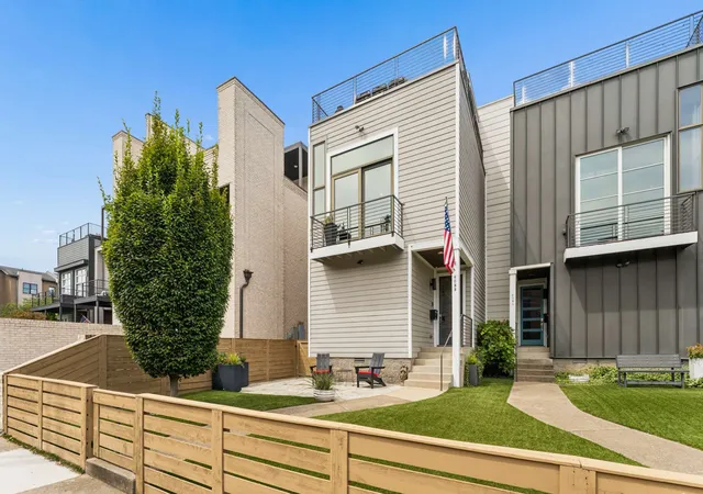 Townhouse for sale at 608b Hume St #B, Nashville, TN 37208 | MLS# 3546772