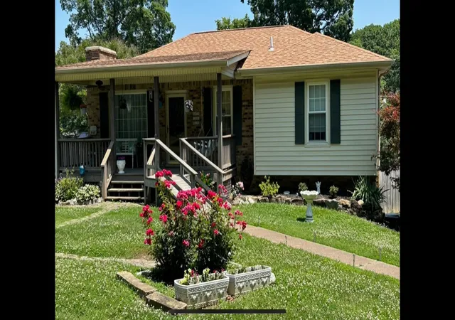 Photo 1 of Single family home for sale at 309 Bluebird Ln, Dickson, TN 37055 | MLS# 3542899 | Listing updated on 2026-09-07