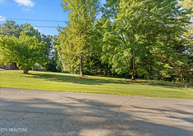 Photo 1 of Land for sale at 537 Bob White Dr, Loudon, TN 37774 | MLS# 3542891 | Listing updated on 2026-09-07
