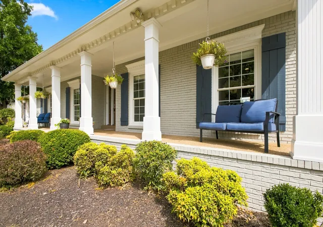 Photo 4 of Sale Pending at 8210 Brentview Ct, Brentwood, TN 37027 | MLS# 3544433 | Listing updated on 2026-10-05