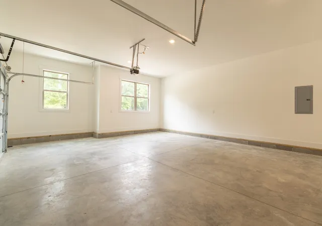 Photo 79 of Mansion for sale at 1224 Hangar Rd, Springfield, TN 37172 | MLS# 3542903 | Listing updated on 2026-09-07