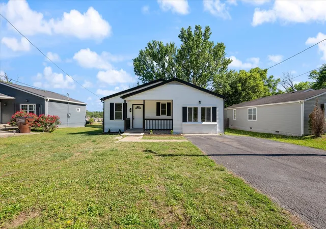 Photo 2 of Single family home for sale at 313 Warrior Rd, Madison, TN 37115 | MLS# 3542906 | Listing updated on 2026-09-08
