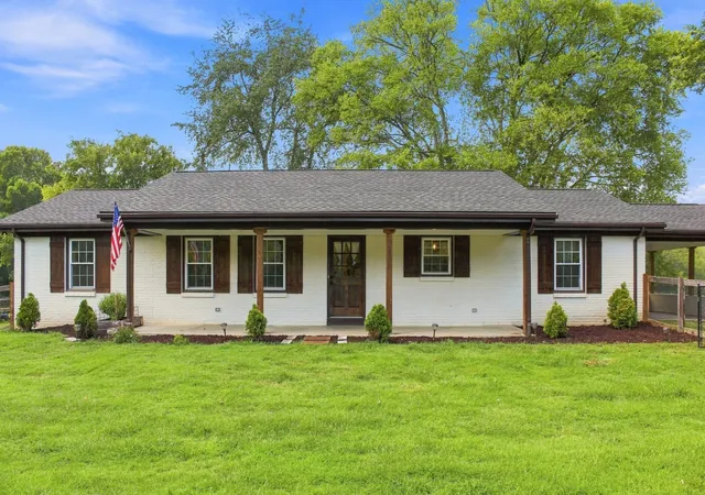 Photo 3 of Single family home for sale at 2630 Granville Hwy, Gainesboro, TN 38562 | MLS# 3543117 | Listing updated on 2026-09-07