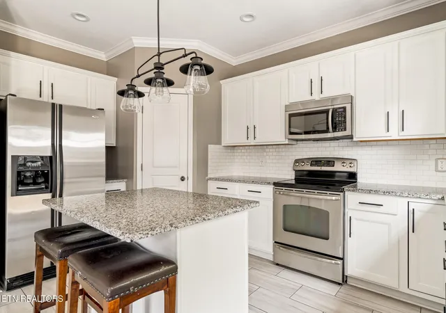 Photo 4 of Single family home for sale at 2582 Berringer Sta Ln, Knoxville, TN 37932 | MLS# 3542939 | Listing updated on 2026-09-17