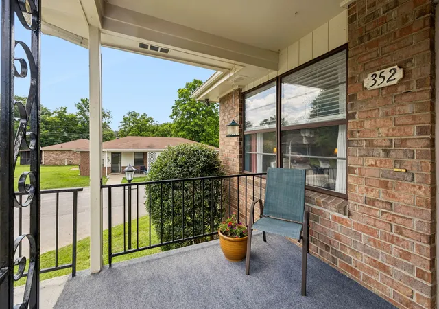 Photo 3 of Condo for sale at 352 Deer Lake Dr, Nashville, TN 37221 | MLS# 3546285 | Listing updated on 2026-09-17