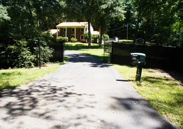 Photo 4 of Single family home for sale at 110 Asbury Cir, Huntingdon, TN 38344 | MLS# 3543002 | Listing updated on 2026-09-07
