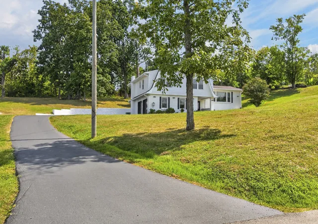 Photo 51 of Single family home for sale at 118 Catalpa Dr, Mount Juliet, TN 37122 | MLS# 3542999 | Listing updated on 2026-09-07