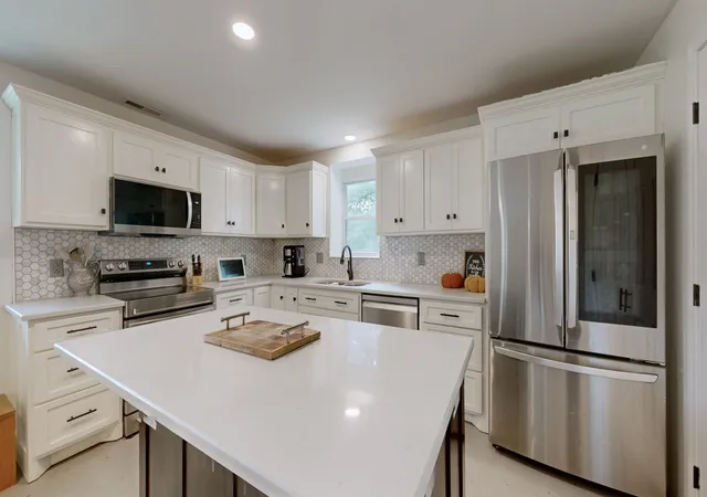Photo 4 of Single family home for sale at 401 South Rd, Cottontown, TN 37048 | MLS# 3593560 | Listing updated on 2026-10-02