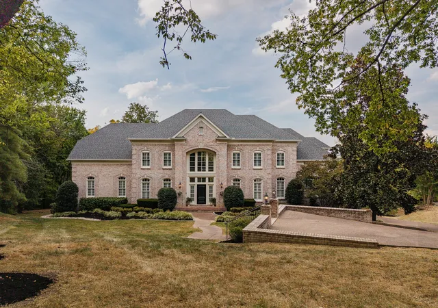 Photo 2 of Single family home for sale at 5144 Walnut Park Dr, Brentwood, TN 37027 | MLS# 3612579 | Listing updated on 2026-10-09
