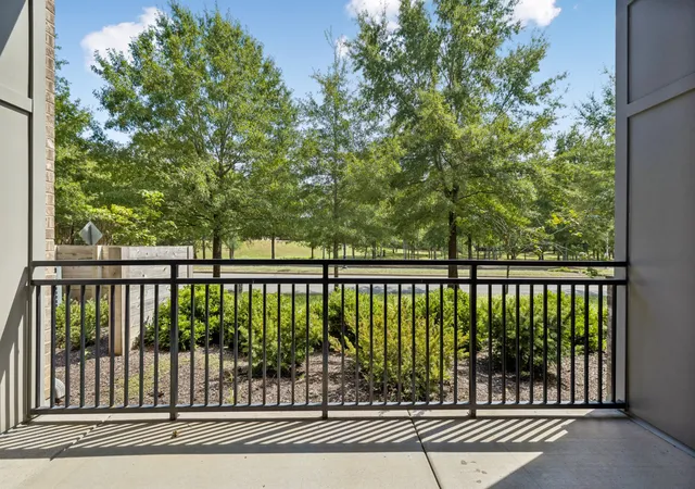 Photo 2 of Condo for sale at 141 Saundersville Rd #1105, Hendersonville, TN 37075 | MLS# 3547825 | Listing updated on 2026-09-14