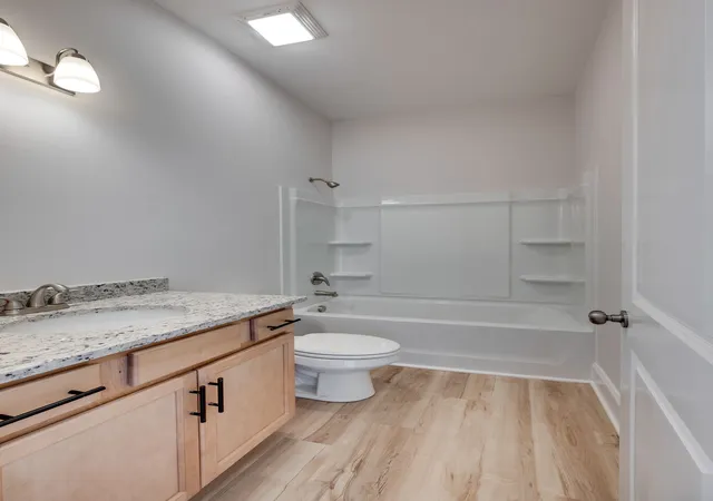 Photo 4 of Single family home for sale at 974 Hunters Ln, Springfield, TN 37172 | MLS# 3543149 | Listing updated on 2026-10-07