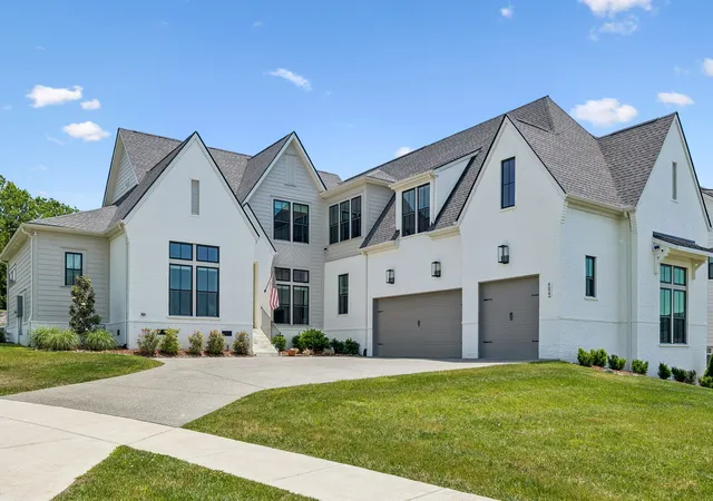 Photo 3 of Single family home for sale at 4622 Genevieve Leigh Dr, Nolensville, TN 37135 | MLS# 3544141 | Listing updated on 2026-09-18