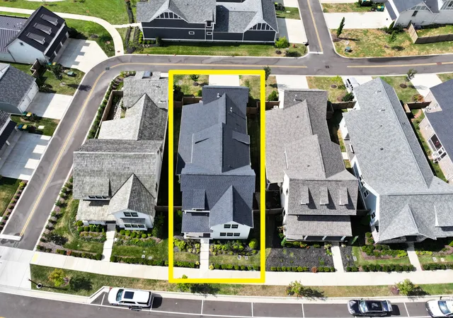 Photo 3 of Single family home for sale at 110 Saddlewalk Dr, Thompsons Station, TN 37179 | MLS# 3546239 | Listing updated on 2026-10-09