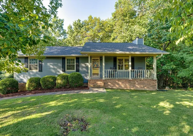 Photo 1 of Single family home for sale at 663 Castleview Dr, Ringgold, GA 30736 | MLS# 3543036 | Listing updated on 2026-09-07