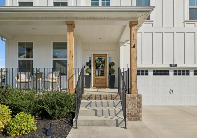 Photo 2 of Single family home for sale at 318 Rawling Ln, Gallatin, TN 37066 | MLS# 3543100 | Listing updated on 2026-09-18