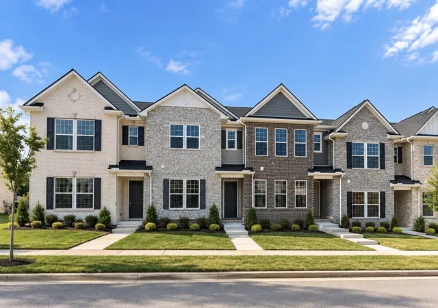 Photo 2 of Townhouse for sale at 321 Lynwood Sta Blvd, Mount Juliet, TN 37122 | MLS# 3543076 | Listing updated on 2026-09-20