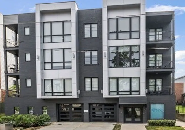 Photo 1 of Condo for sale at 119 Acklen Park Dr #104, Nashville, TN 37203 | MLS# 3604039 | Listing updated on 2026-10-01