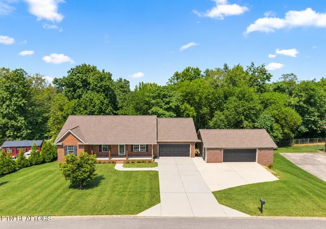 Photo 1 of Single family home for sale at 1737 Sharp Dr, Lenoir City, TN 37771 | MLS# 3543106 | Listing updated on 2026-09-07