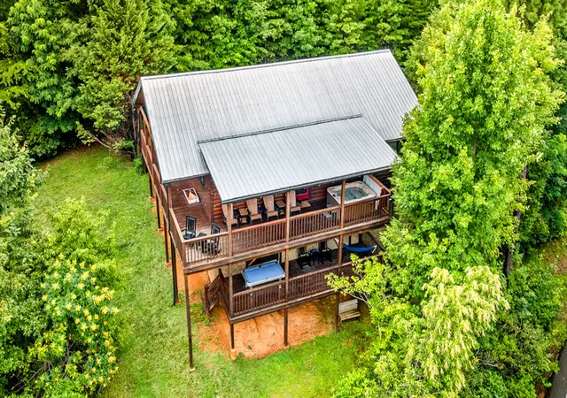 Photo 4 of Single family home for sale at 438 Ridgeline Way, Gatlinburg, TN 37738 | MLS# 3543119 | Listing updated on 2026-09-08