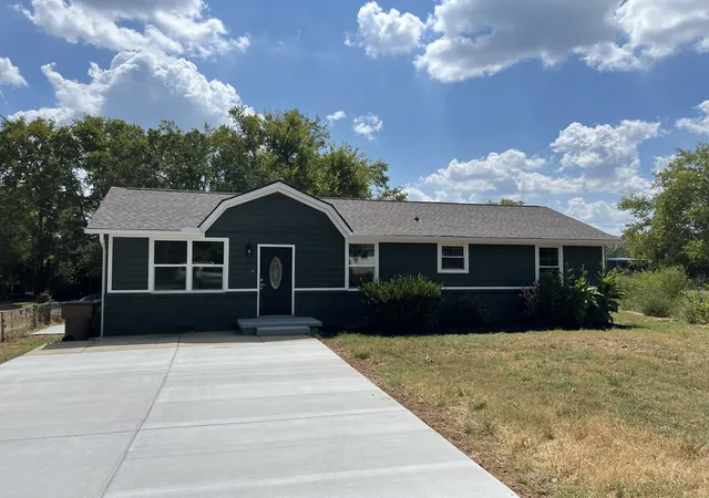 Single family home for sale at 3785 Lunn Dr, Nashville, TN 37218 | MLS# 3545144