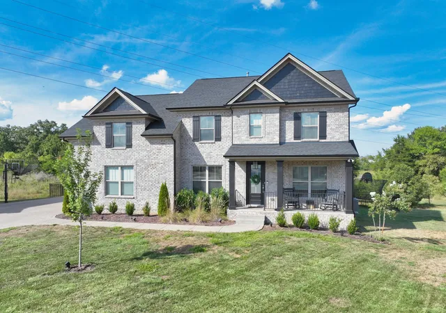 Single family home for sale at 227 Settlers Way, Hendersonville, TN 37075 | MLS# 3544908