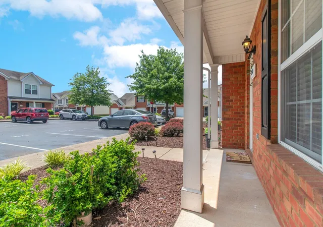 Photo 4 of Townhouse for sale at 3718 Alchemy Ct, Murfreesboro, TN 37128 | MLS# 3543156 | Listing updated on 2026-09-08