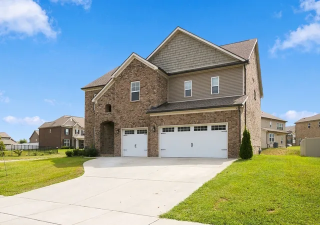 Photo 1 of Single family home for sale at 901 Carnation Dr, Smyrna, TN 37167 | MLS# 3592137 | Listing updated on 2026-09-20