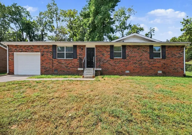 Single family home for sale at 636 Frankfort Dr, Hermitage, TN 37076 | MLS# 3592336