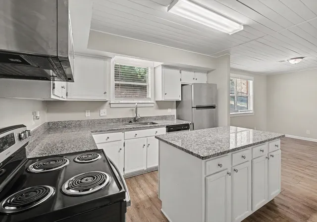 Photo 3 of Single family home for sale at 636 Frankfort Dr, Hermitage, TN 37076 | MLS# 3592336 | Listing updated on 2026-10-14