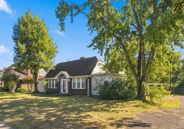 Photo 3 of Single family home for sale at 1120 Greenfield Ave, Nashville, TN 37216 | MLS# 3612614 | Listing updated on 2026-10-08