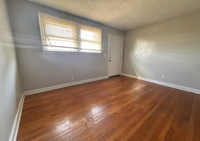 Listing Photo 5 - Condo for sale in building located at 3224 Spears Rd, Nashville, TN 37207