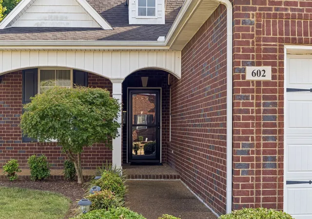 Photo 2 of Single family home for sale at 602 Indian Ridge Cir, White House, TN 37188 | MLS# 3592087 | Listing updated on 2026-09-15