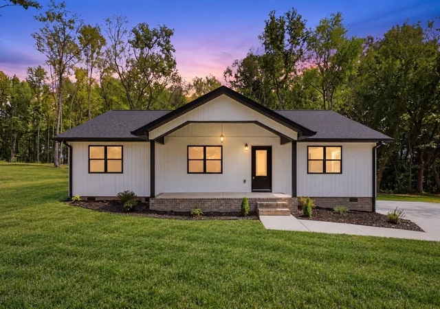 Photo 1 of Single family home for sale at 59 Bluebird Trl, Estill Springs, TN 37330 | MLS# 3544221 | Listing updated on 2026-09-20