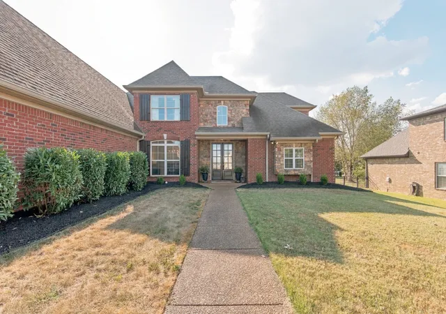 Photo 2 of Single family home for sale at 117 Oglethorpe Ave, Gallatin, TN 37066 | MLS# 3602341 | Listing updated on 2026-10-04