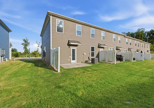 Photo 3 of Townhouse for sale at 460 Waterfowl Way, Lebanon, TN 37090 | MLS# 3592862 | Listing updated on 2026-09-16