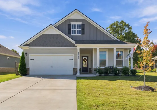 Photo 1 of Single family home for sale at 2240 Quinn Dr, White House, TN 37188 | MLS# 3603715 | Listing updated on 2026-10-05