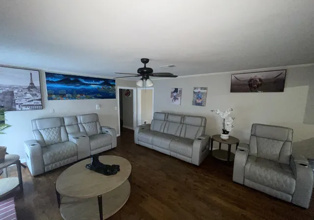 Photo 4 of Single family home for sale at 327 Wimpole Dr, Nashville, TN 37211 | MLS# 3592867 | Listing updated on 2026-09-16