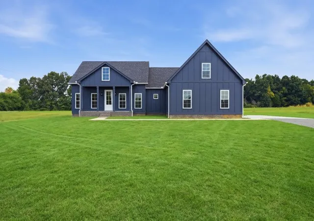 Photo 1 of Single family home for sale at 356 Laws Hl Rd, Lewisburg, TN 37091 | MLS# 3544479 | Listing updated on 2026-09-13