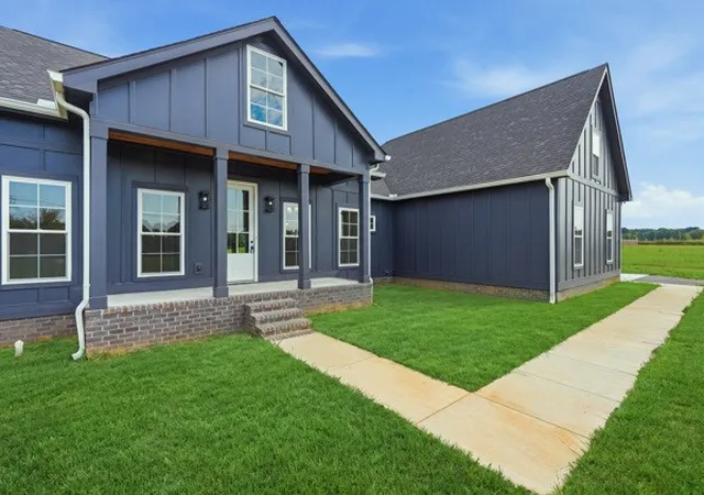 Photo 3 of Single family home for sale at 356 Laws Hl Rd, Lewisburg, TN 37091 | MLS# 3544479 | Listing updated on 2026-09-13