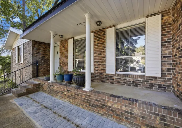 Photo 3 of Single family home for sale at 2500 Shenandoah Dr, Chattanooga, TN 37421 | MLS# 3543208 | Listing updated on 2026-10-09
