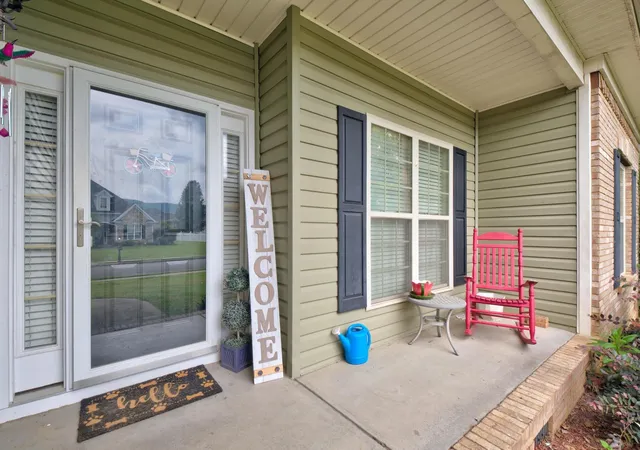 Photo 2 of Single family home for sale at 8189 Kaitlin Ln, Ooltewah, TN 37363 | MLS# 3543223 | Listing updated on 2026-09-22